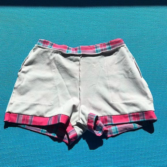 Black Milk Tartan Doll Cuffed Shorts **Totally Barbie** size Medium - Picture 4 of 7